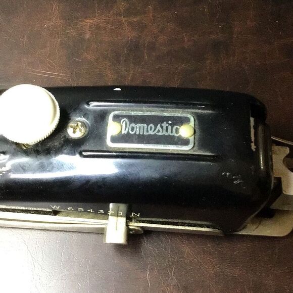 Button Whole attachment, vintage by domestic - Picture 5 of 6